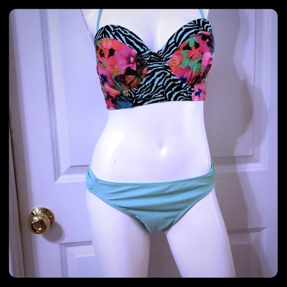 Floral Hawaiian bandeau  bikini